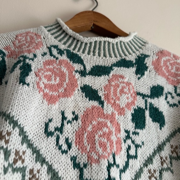 Vintage Rose Floral Knit Mock Neck Sweater - Picture 2 of 11